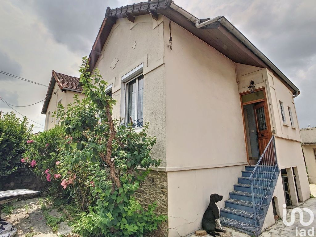 Achat maison à vendre 2 chambres 71 m² - Villeneuve-le-Roi