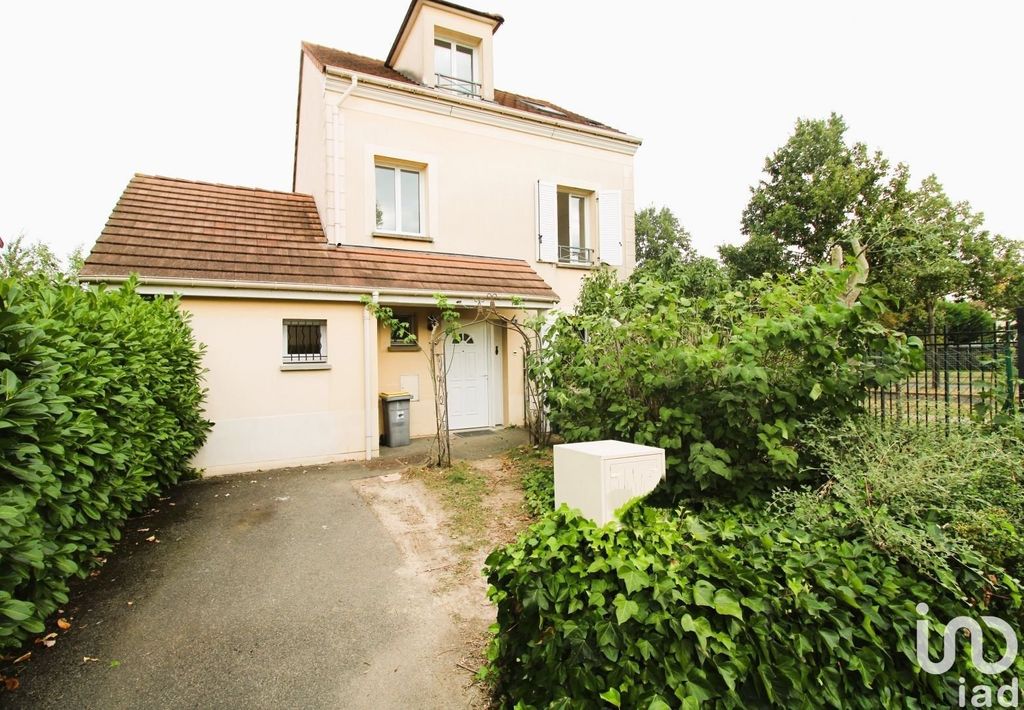 Achat maison à vendre 5 chambres 114 m² - Lieusaint