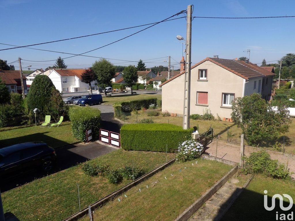 Achat maison à vendre 3 chambres 85 m² - Saint-Gervais-d'Auvergne