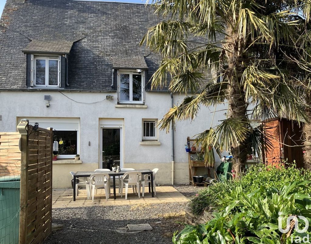 Achat maison à vendre 2 chambres 95 m² - Pleine-Fougères