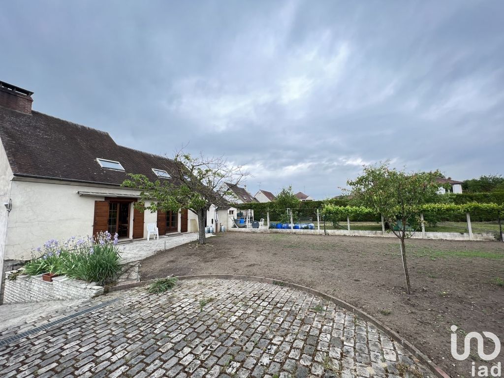 Achat maison à vendre 4 chambres 175 m² - Bruyères-sur-Oise