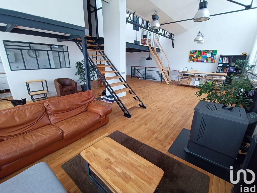 Achat loft à vendre 4 pièces 120 m² - Sainte-Savine