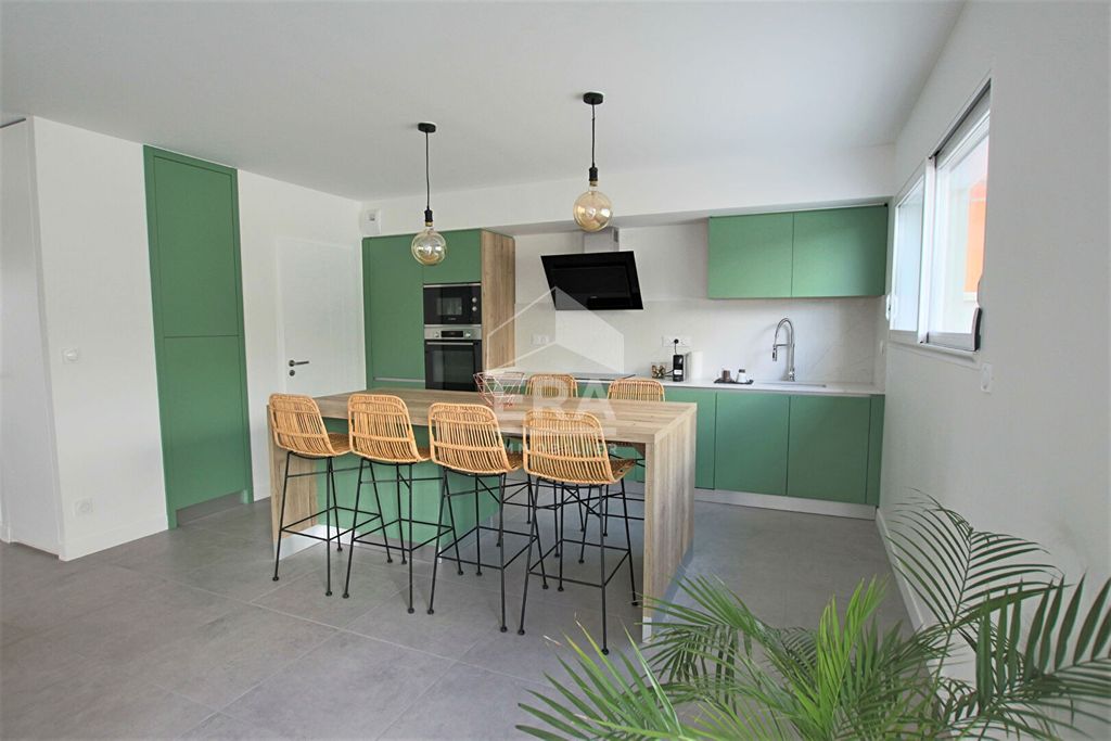 Achat maison à vendre 4 chambres 120 m² - Saint-André-de-Cubzac