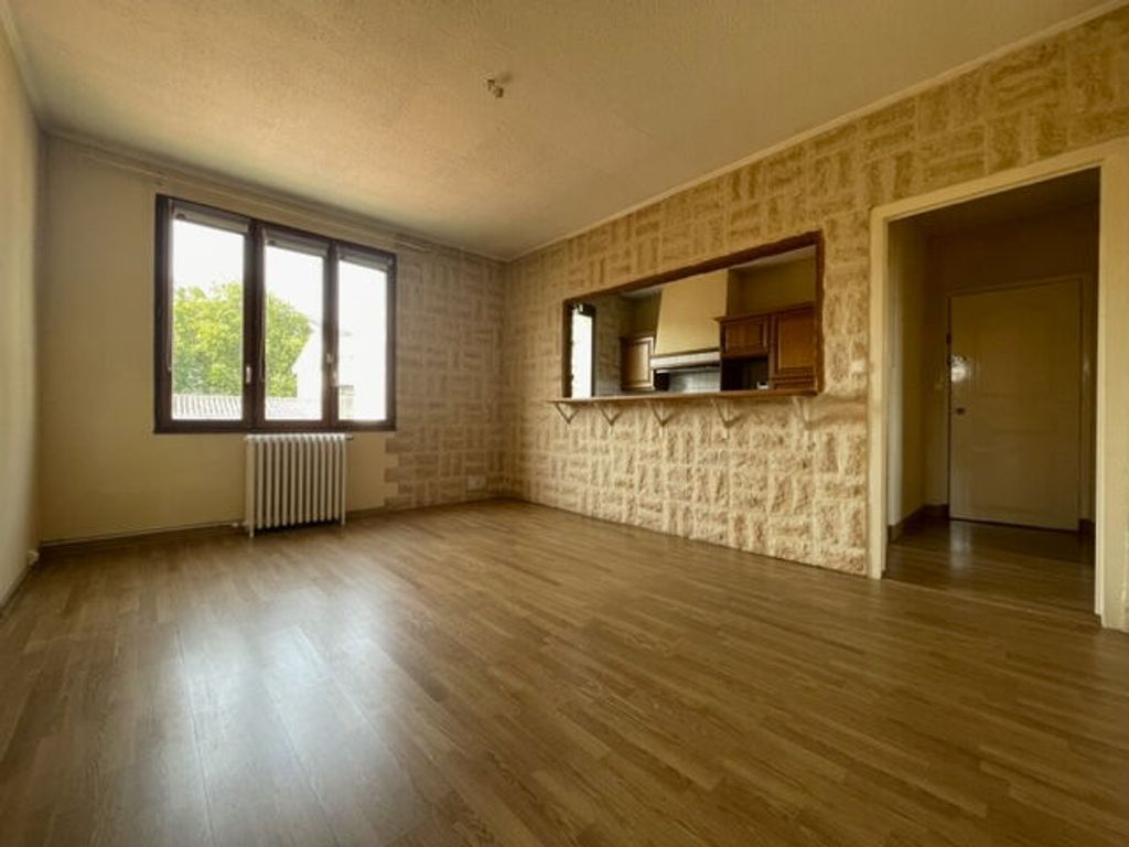 Achat appartement à vendre 6 pièces 93 m² - Rochefort