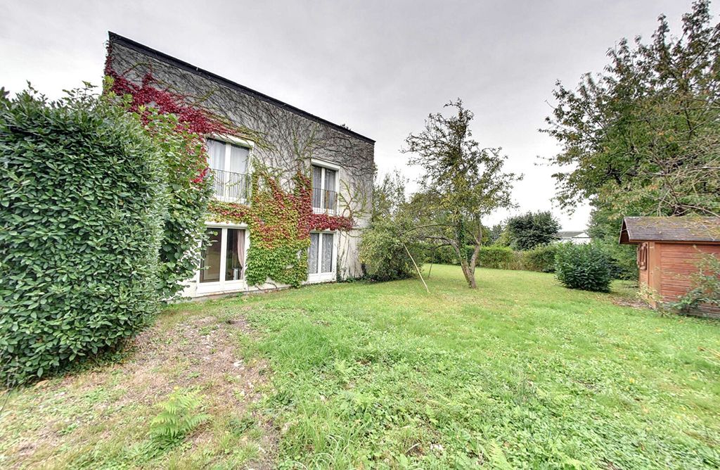 Achat maison à vendre 4 chambres 105 m² - Saint-Sébastien-de-Morsent