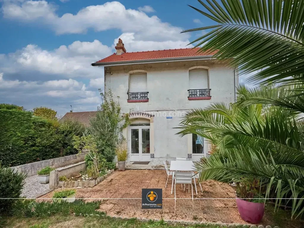 Achat maison à vendre 3 chambres 73 m² - Saint-Aubin-sur-Mer