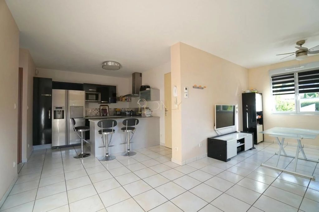 Achat appartement à vendre 2 pièces 48 m² - Neuville-sur-Saône