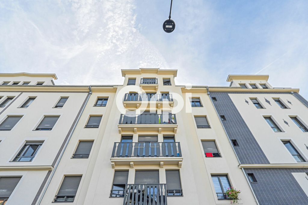 Achat appartement à vendre 5 pièces 82 m² - Aubervilliers