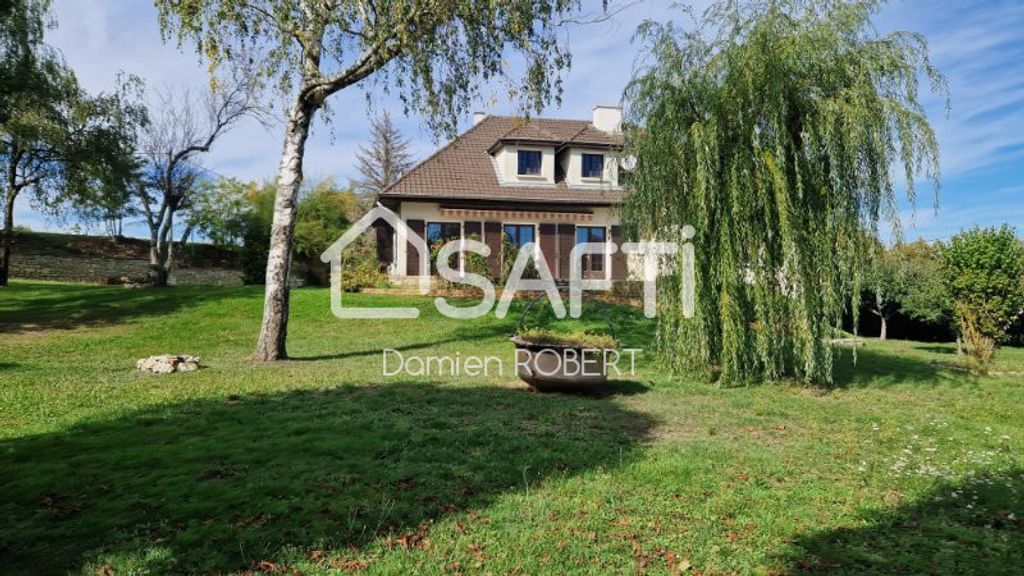 Achat maison à vendre 6 chambres 220 m² - Montagney