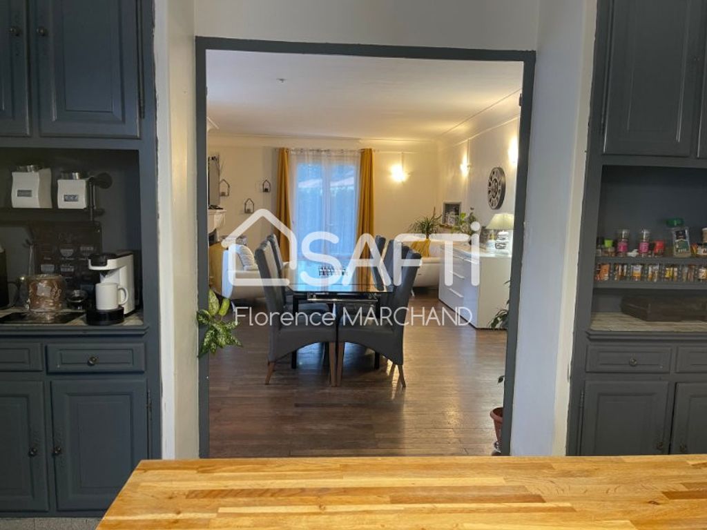 Achat maison à vendre 5 chambres 207 m² - Benet