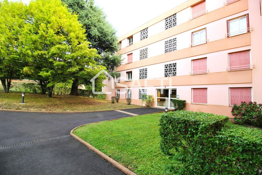 Achat appartement à vendre 5 pièces 99 m² - Thiers