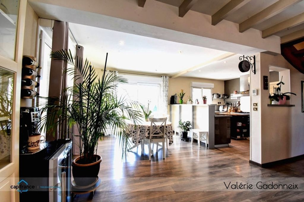 Achat maison à vendre 4 chambres 160 m² - Angoulins