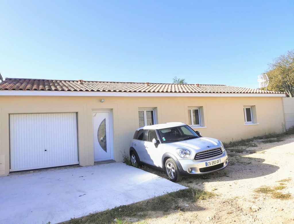 Achat maison à vendre 3 chambres 105 m² - Saint-Savin