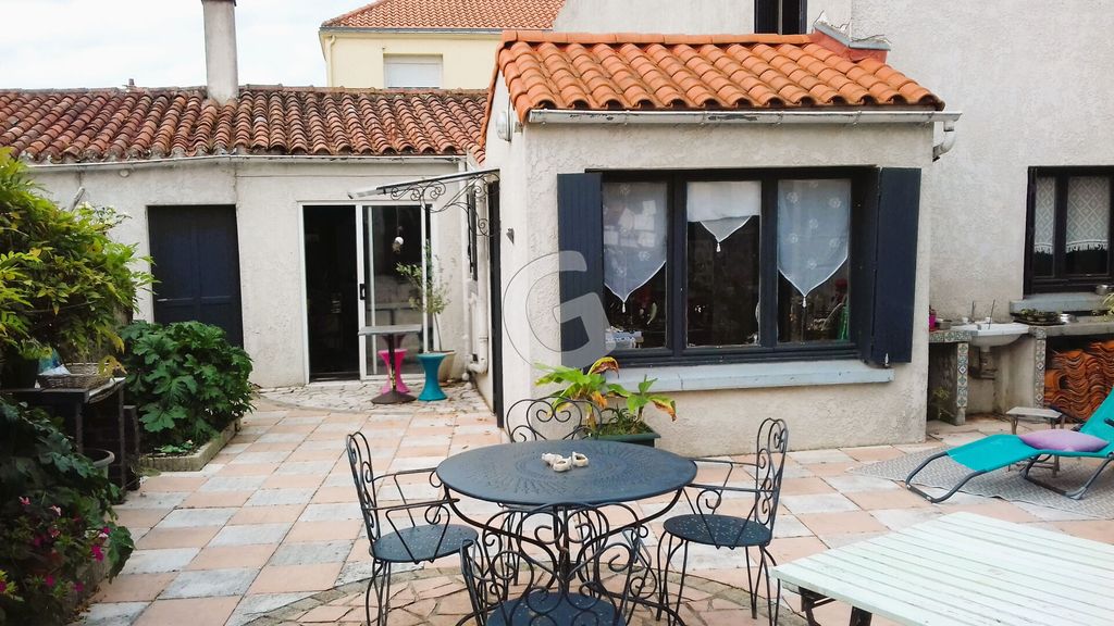 Achat maison à vendre 3 chambres 106 m² - Rosnay