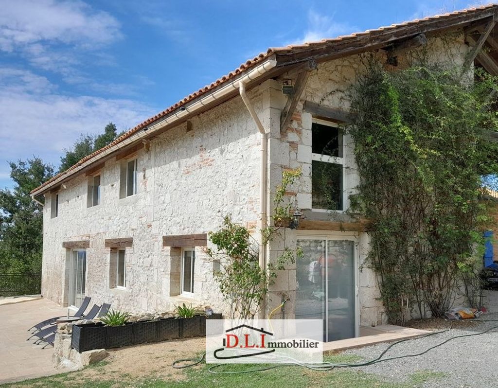 Achat maison à vendre 5 chambres 289 m² - Moissac