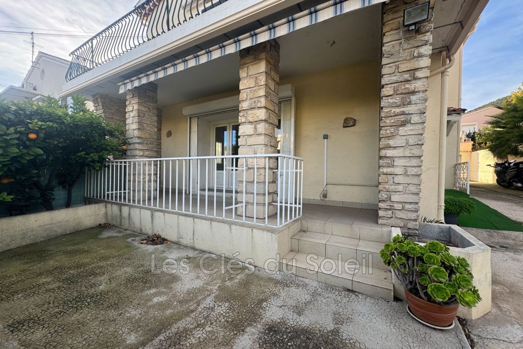 Achat appartement à vendre 3 pièces 78 m² - Toulon