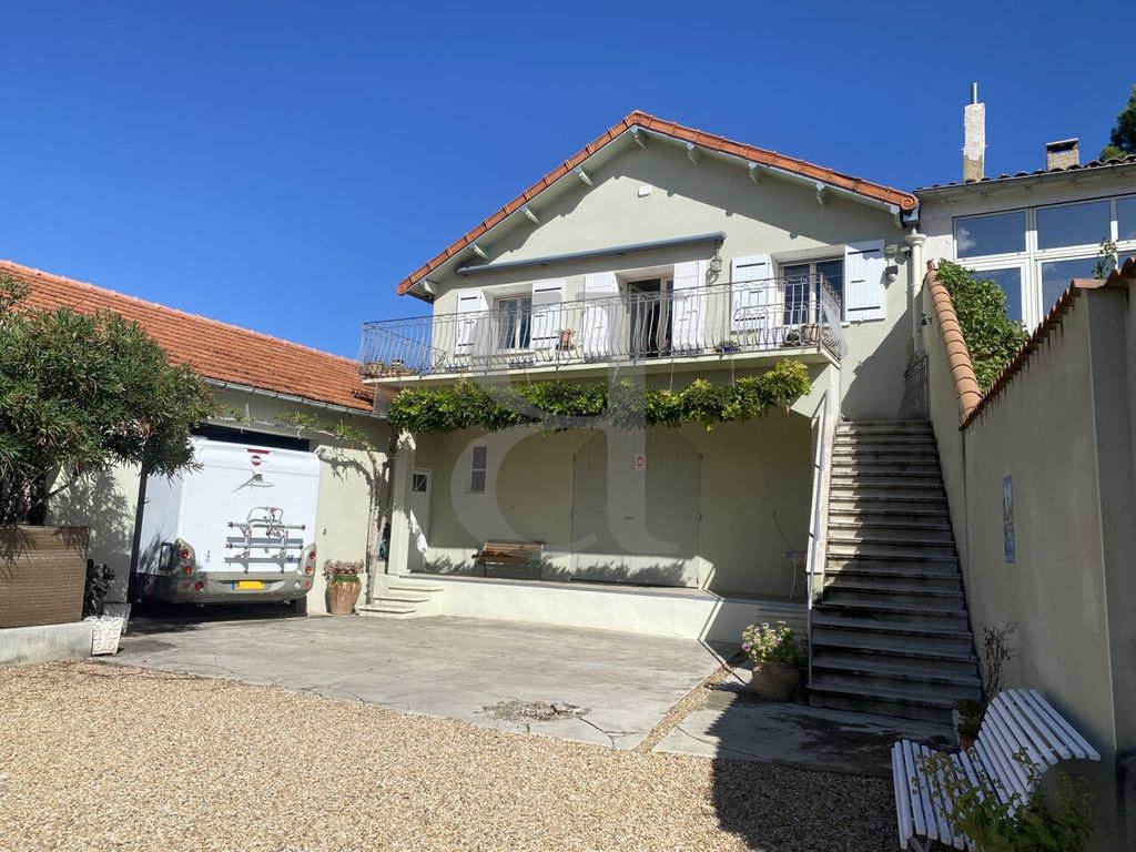 Achat maison à vendre 3 chambres 158 m² - Vaison-la-Romaine