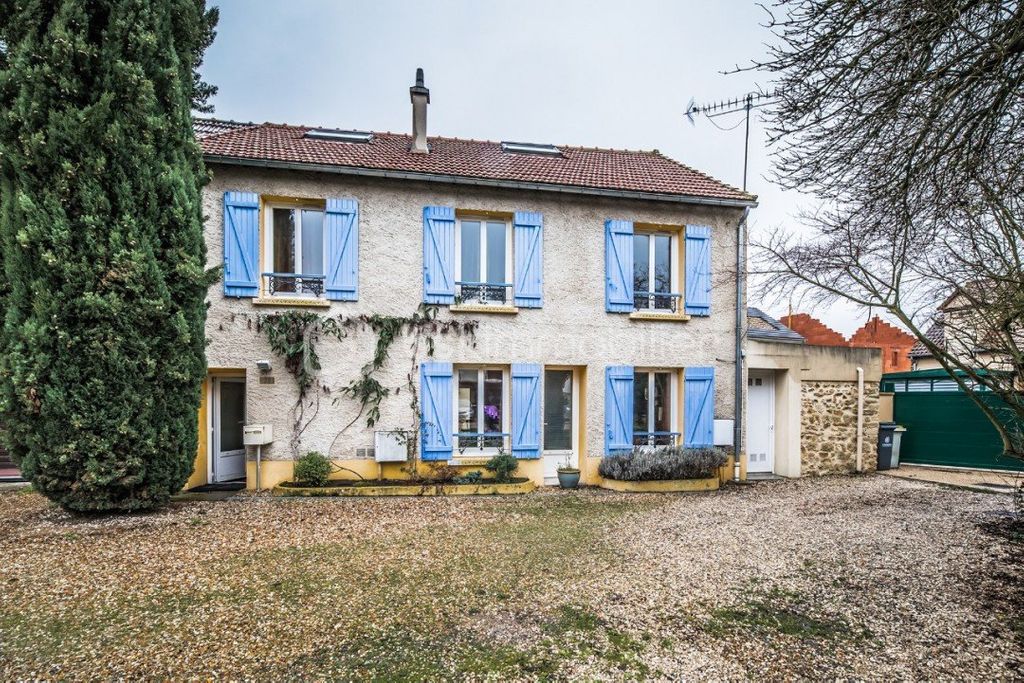 Achat maison à vendre 3 chambres 127 m² - Fontenay-le-Fleury