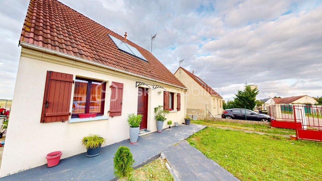 Achat maison à vendre 3 chambres 95 m² - Boynes