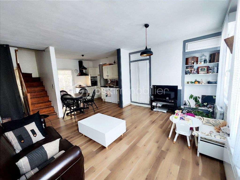 Achat maison à vendre 2 chambres 74 m² - Boves