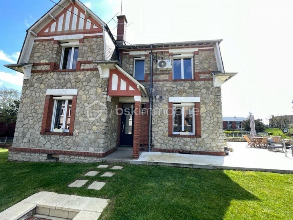 Achat maison à vendre 3 chambres 148 m² - Gournay-en-Bray