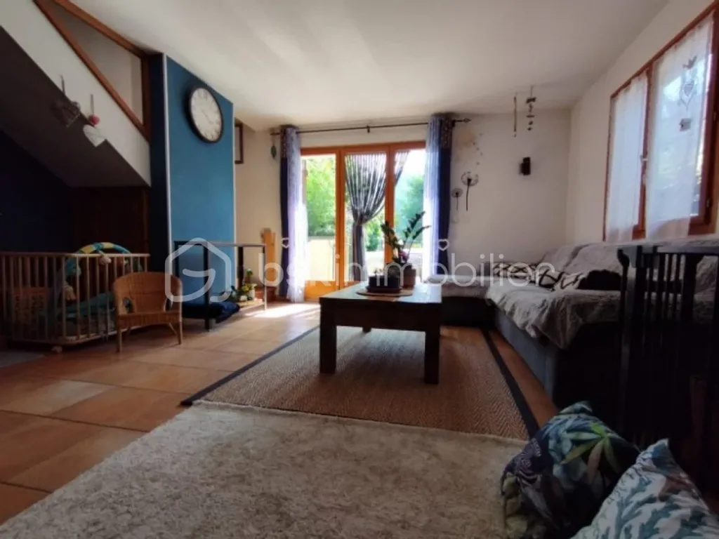 Achat maison à vendre 4 chambres 110 m² - Saint-Jean-de-Maurienne