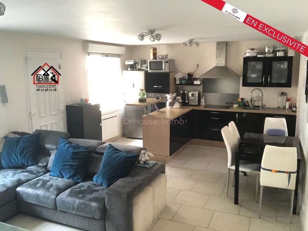 Achat maison à vendre 2 chambres 71 m² - Issou