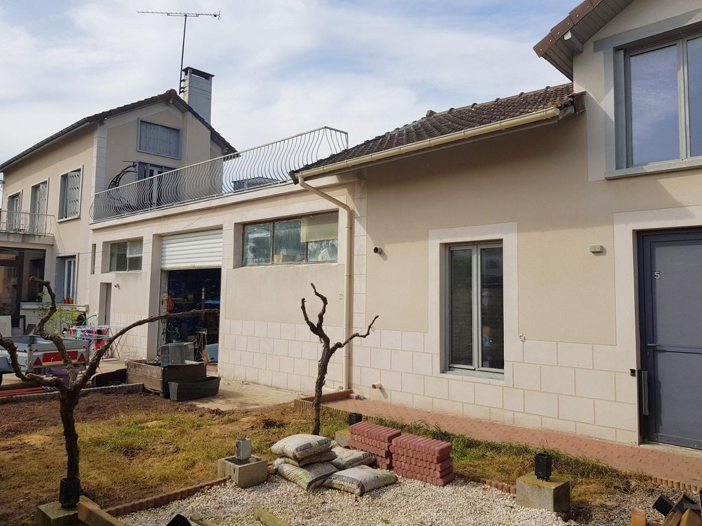 Achat maison à vendre 3 chambres 134 m² - Goussainville