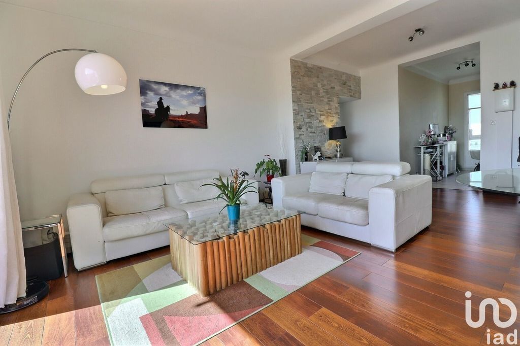 Achat appartement à vendre 4 pièces 80 m² - Marseille 9ème arrondissement