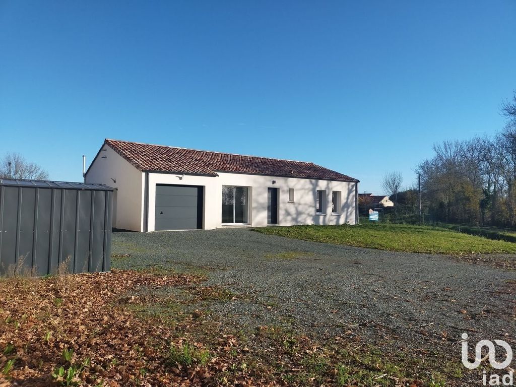 Achat maison à vendre 4 chambres 130 m² - Fontenay-le-Comte