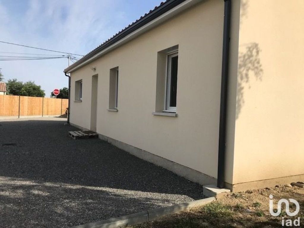 Achat maison à vendre 3 chambres 90 m² - Tizac-de-Curton