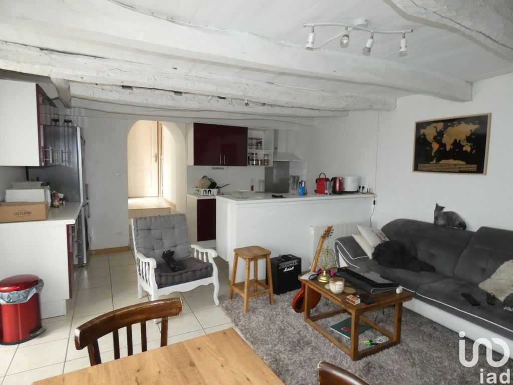 Achat appartement à vendre 2 pièces 136 m² - Jaunay-Marigny