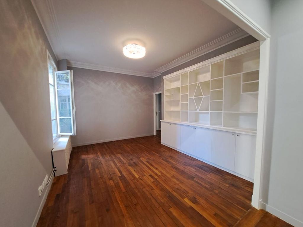 Achat appartement à vendre 2 pièces 46 m² - Vanves