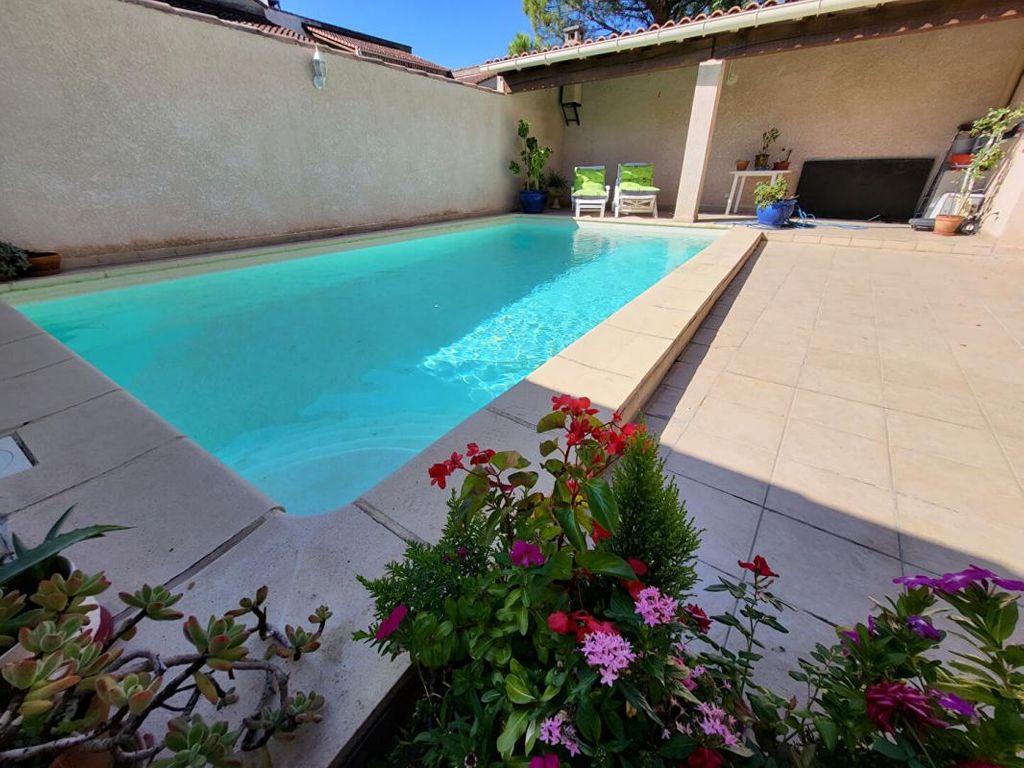 Achat maison à vendre 4 chambres 120 m² - Saint-Rémy-de-Provence