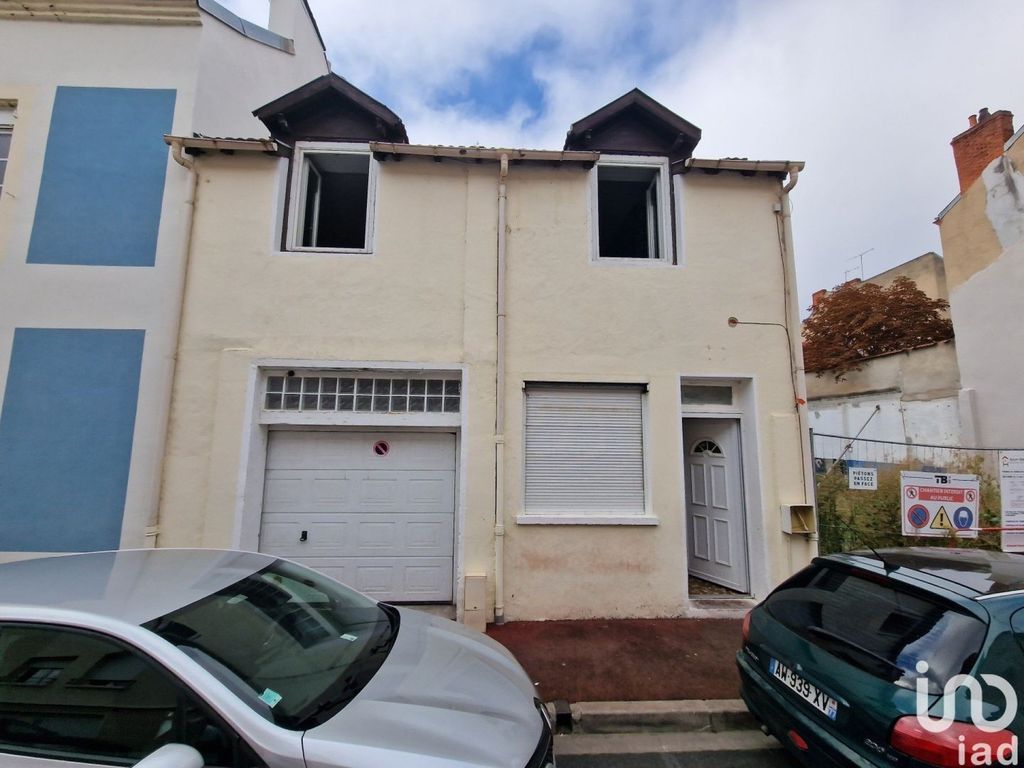 Achat maison à vendre 4 chambres 107 m² - Vichy