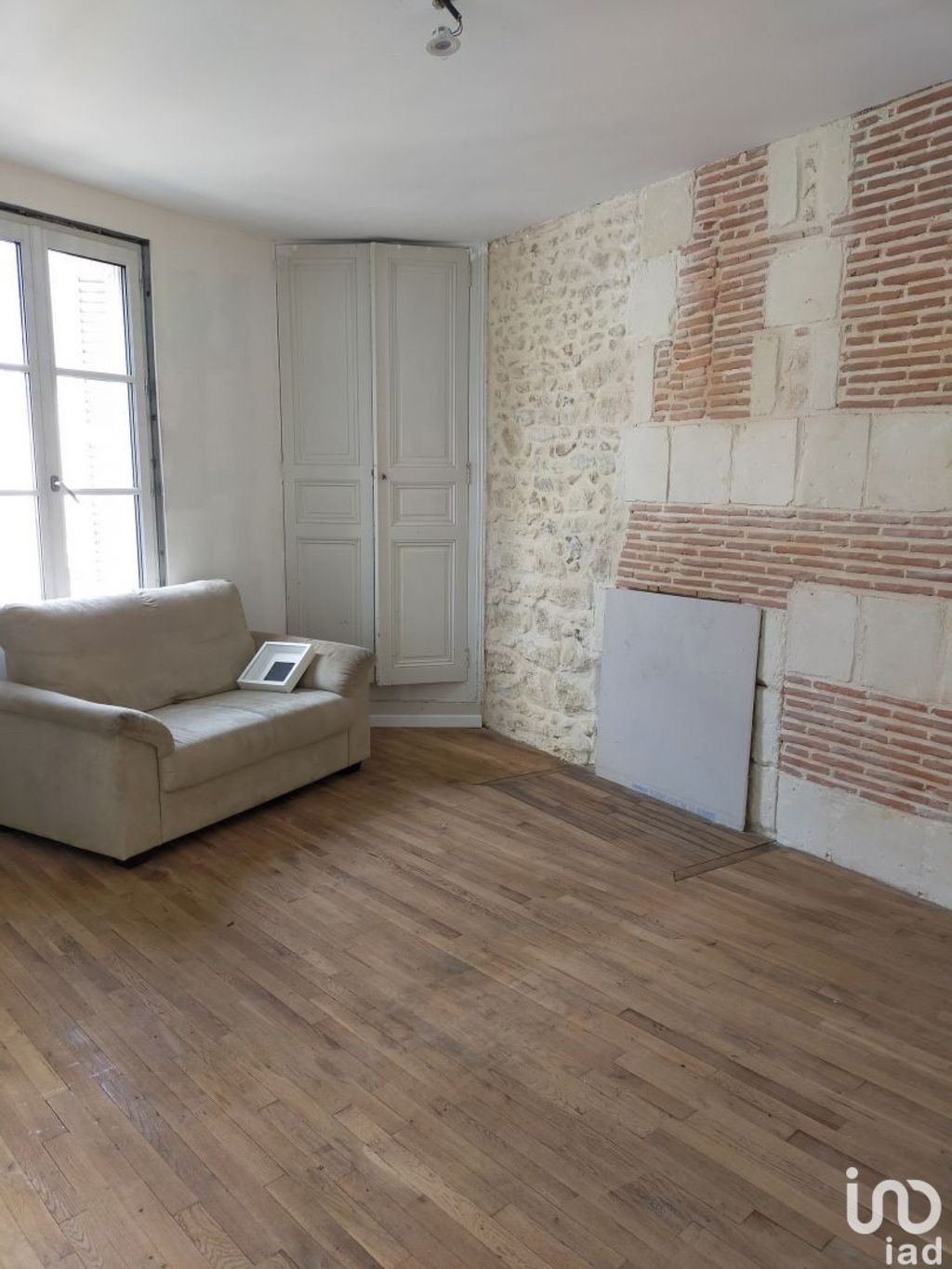 Achat maison à vendre 2 chambres 114 m² - Loché-sur-Indrois