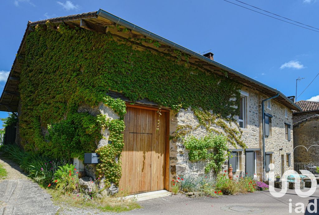 Achat maison à vendre 3 chambres 165 m² - Verneuil-sur-Vienne