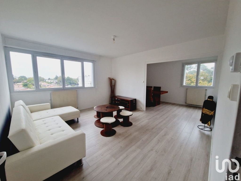 Achat appartement à vendre 4 pièces 73 m² - Villenave-d'Ornon