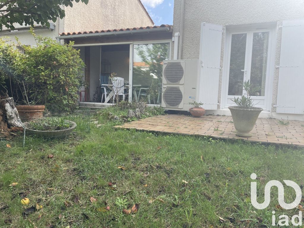 Achat maison à vendre 3 chambres 104 m² - Royan