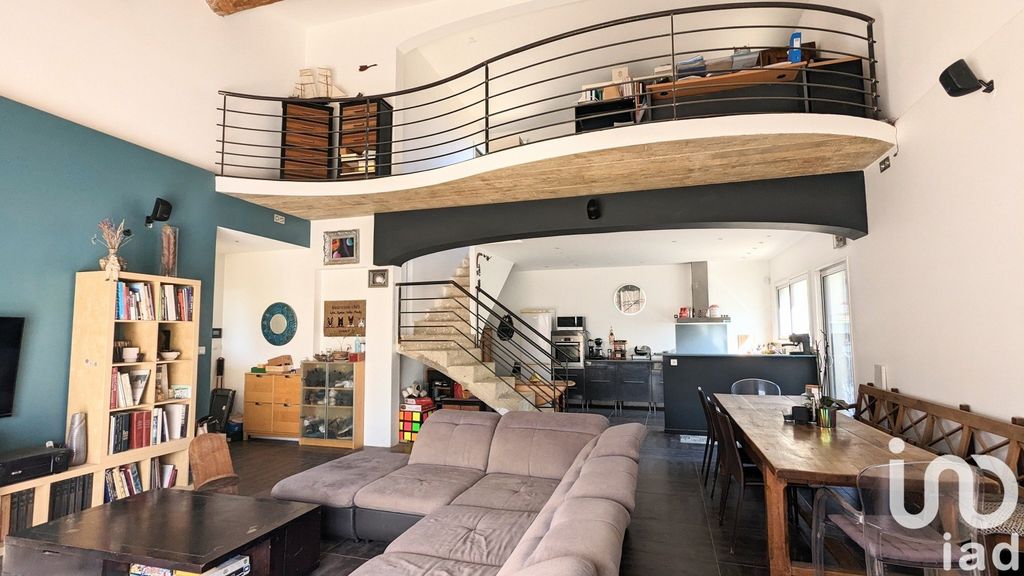 Achat maison à vendre 4 chambres 180 m² - Castillon-du-Gard