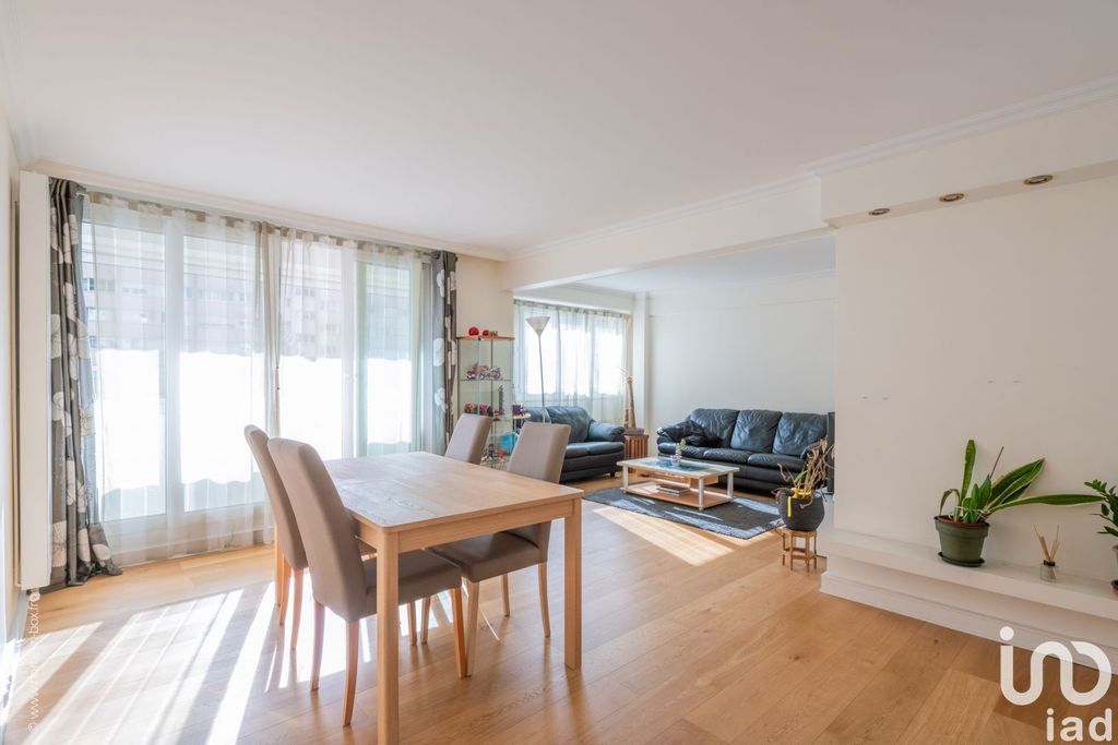 Achat appartement à vendre 5 pièces 99 m² - Puteaux