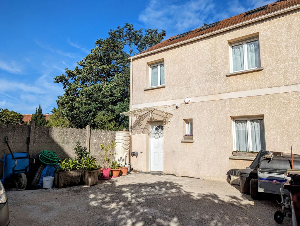 Achat maison à vendre 3 chambres 84 m² - Vaires-sur-Marne