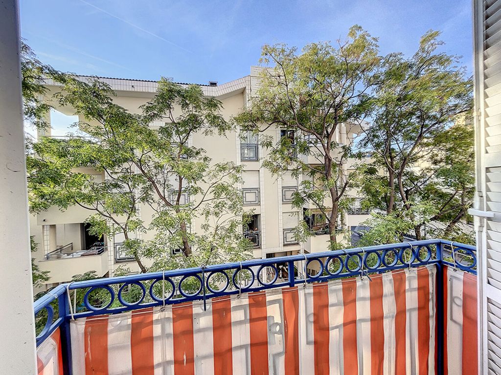 Achat appartement à vendre 3 pièces 71 m² - Cannes