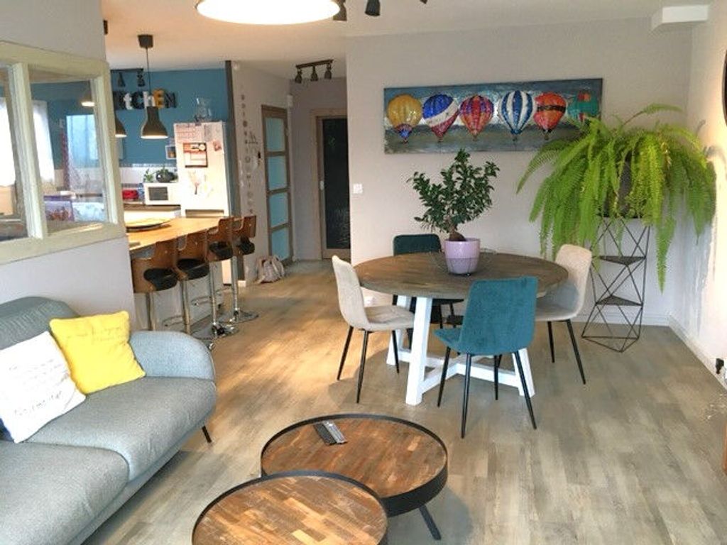 Achat appartement à vendre 4 pièces 79 m² - Vairé