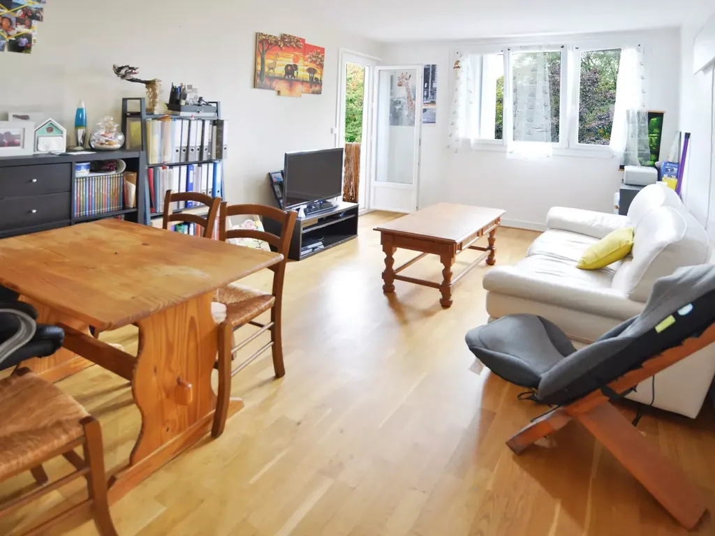 Achat appartement à vendre 3 pièces 56 m² - Crosne