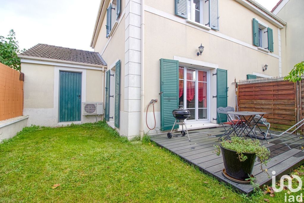 Achat maison à vendre 2 chambres 67 m² - Saint-Ouen-l'Aumône