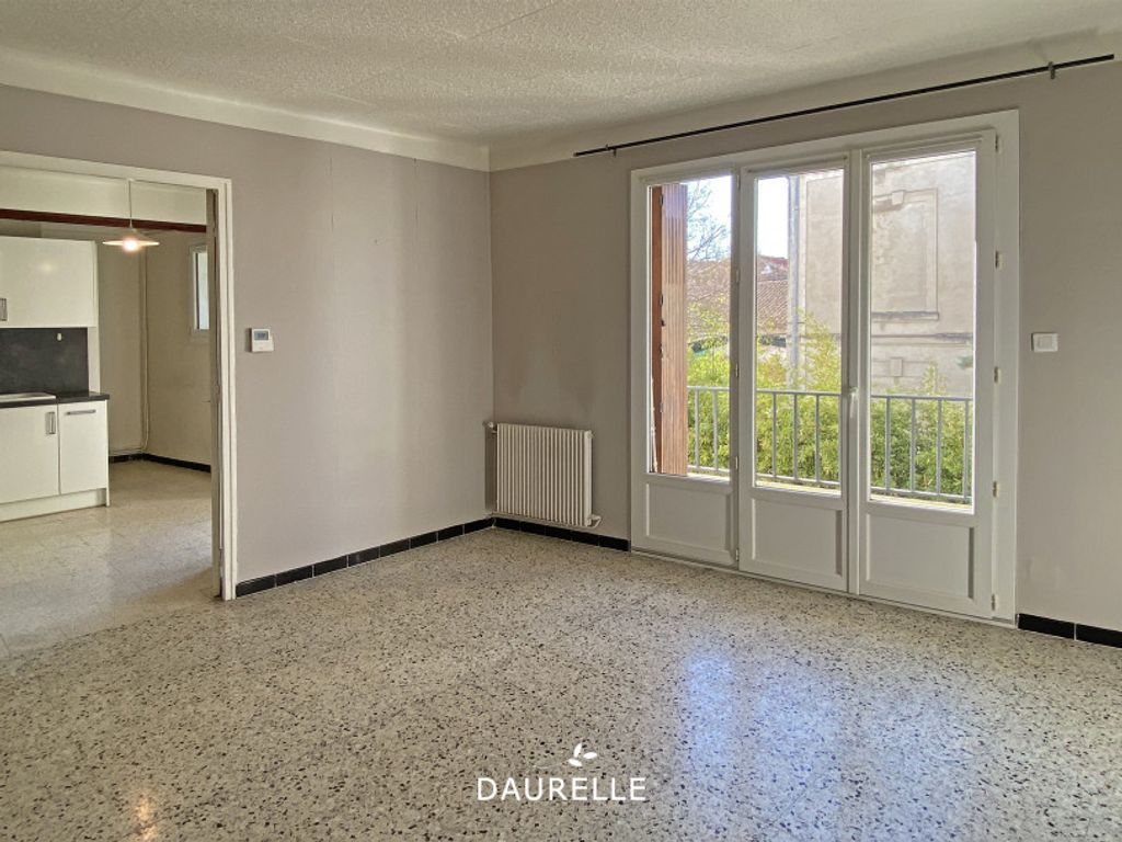 Achat appartement 3 pièce(s) Châteaurenard