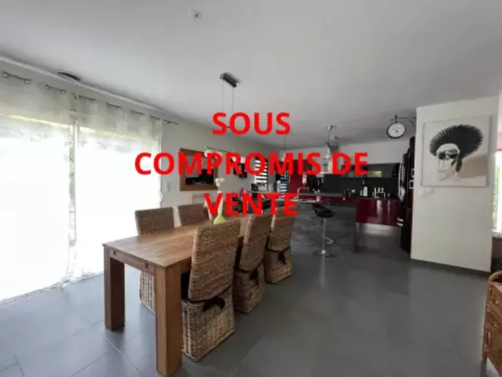 Achat maison à vendre 3 chambres 112 m² - Fons