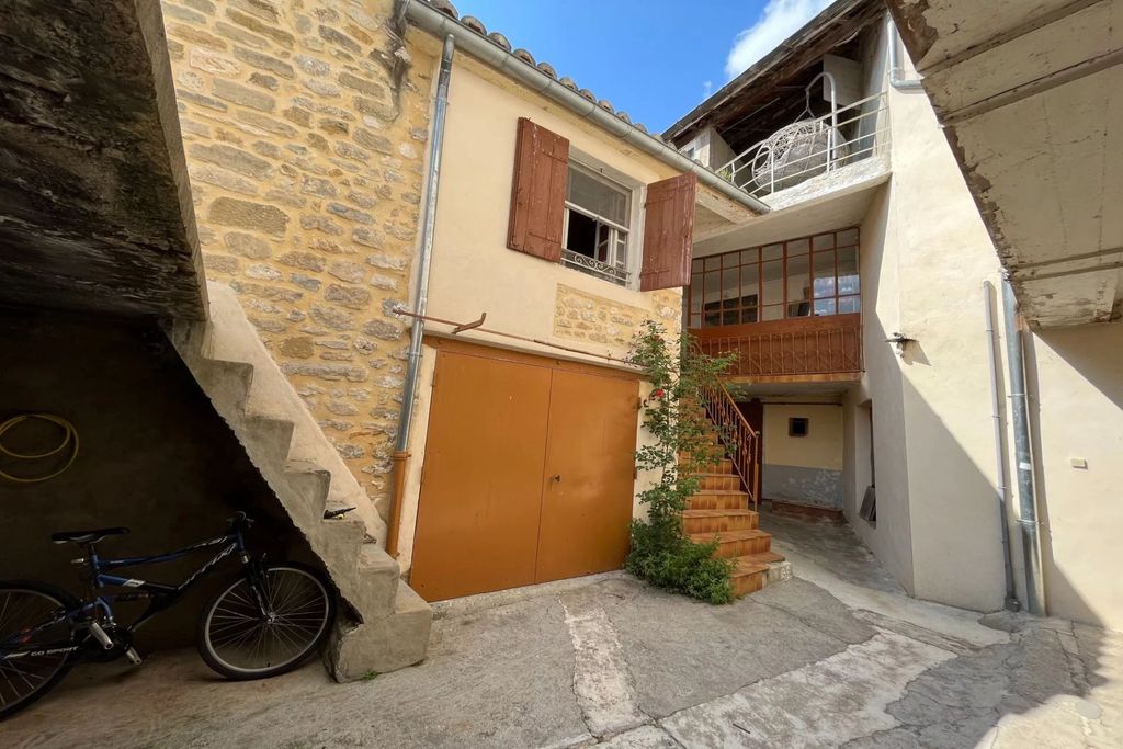 Achat maison à vendre 7 chambres 170 m² - Saint-Dézéry