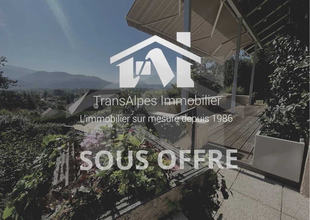 Achat maison à vendre 5 chambres 208 m² - Corenc